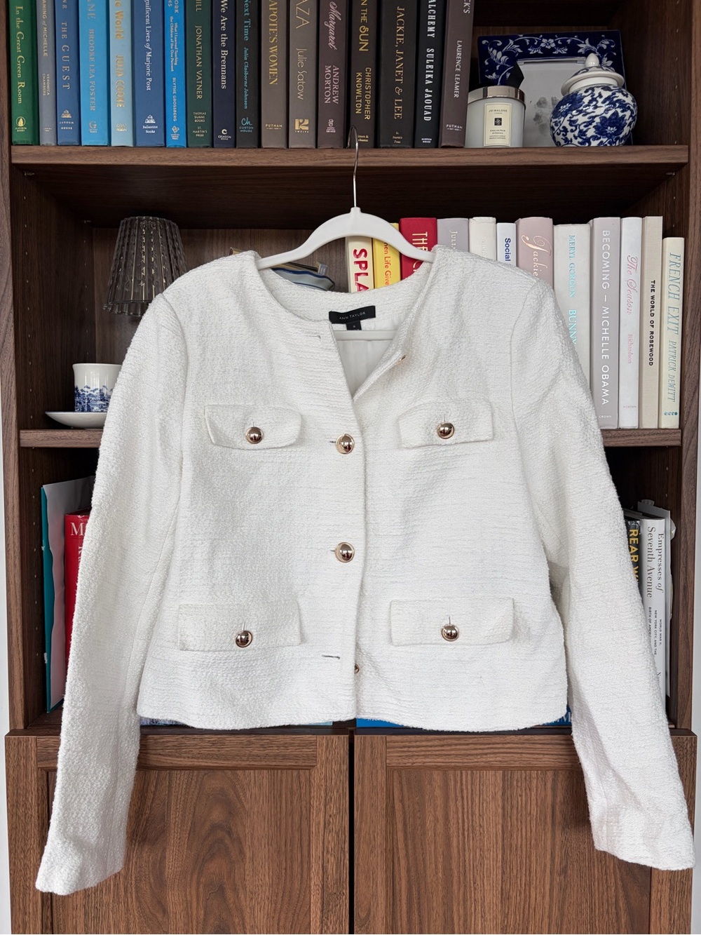 ANN TAYLOR White Tweed Lady Jacket: Size 10